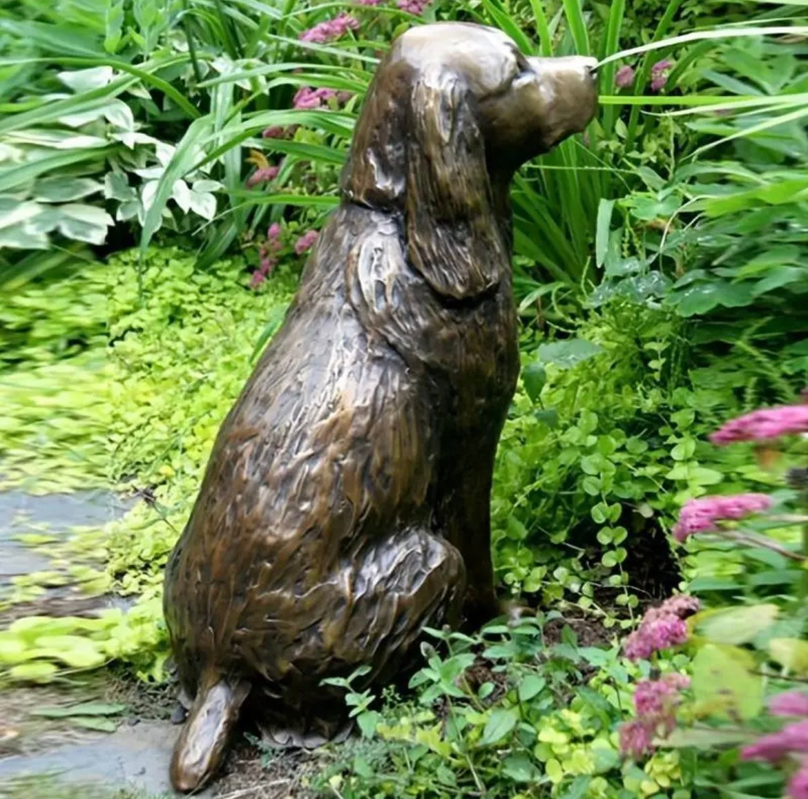 Beautiful Dog Sculpture Garden Decoration