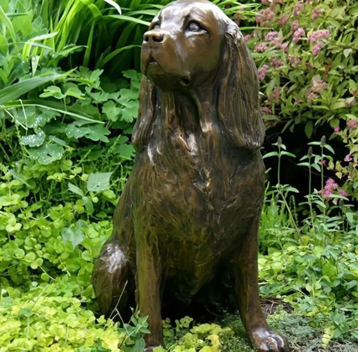 Beautiful Dog Sculpture Garden Decoration