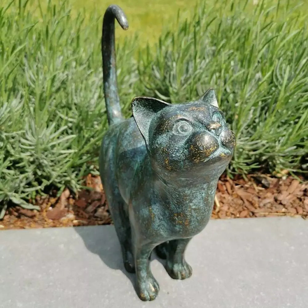 Beautiful Cat Sculpture Garden Decoration