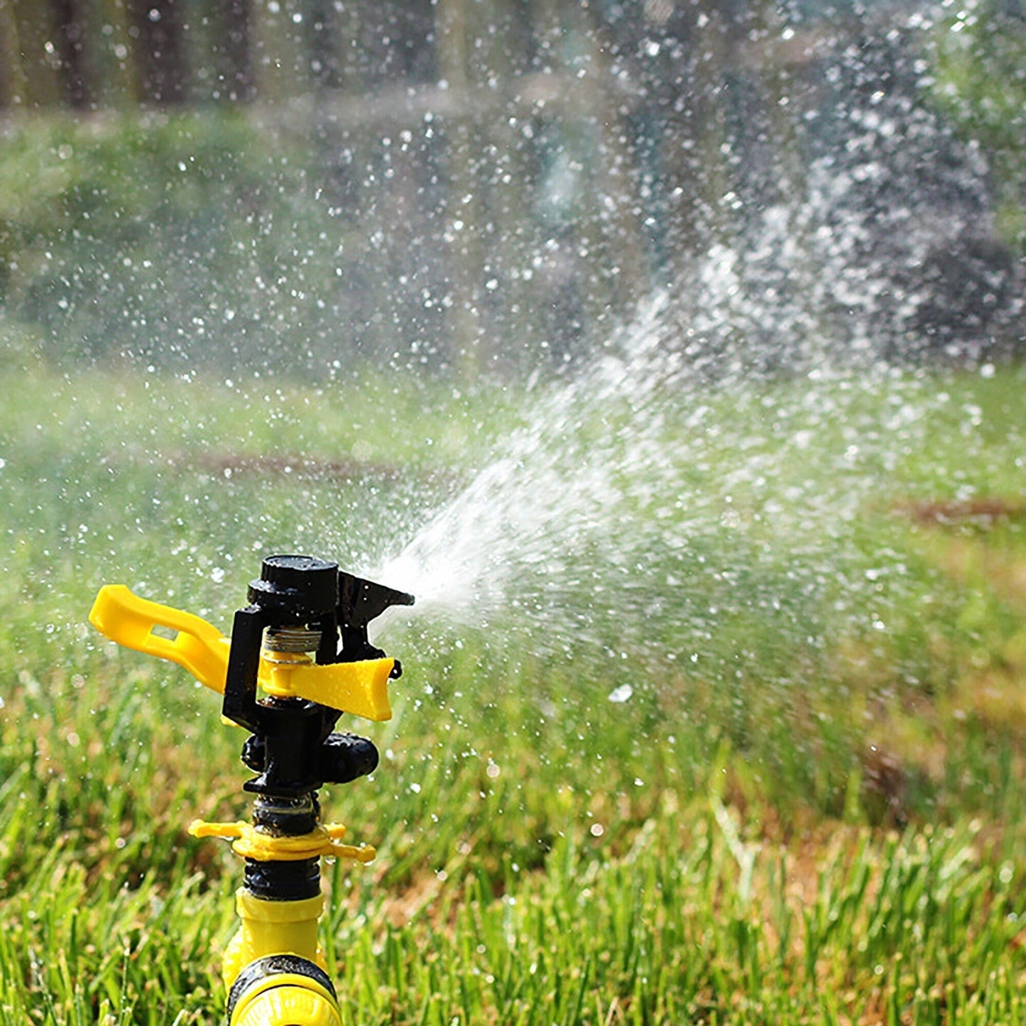 360 Degree Rotating Spiked Lawn Sprinkler