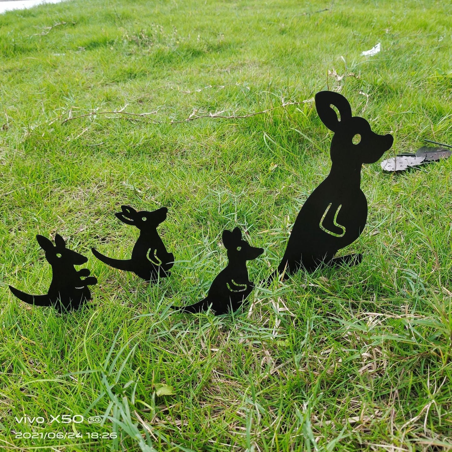 Metal Art - Kangaroo Family